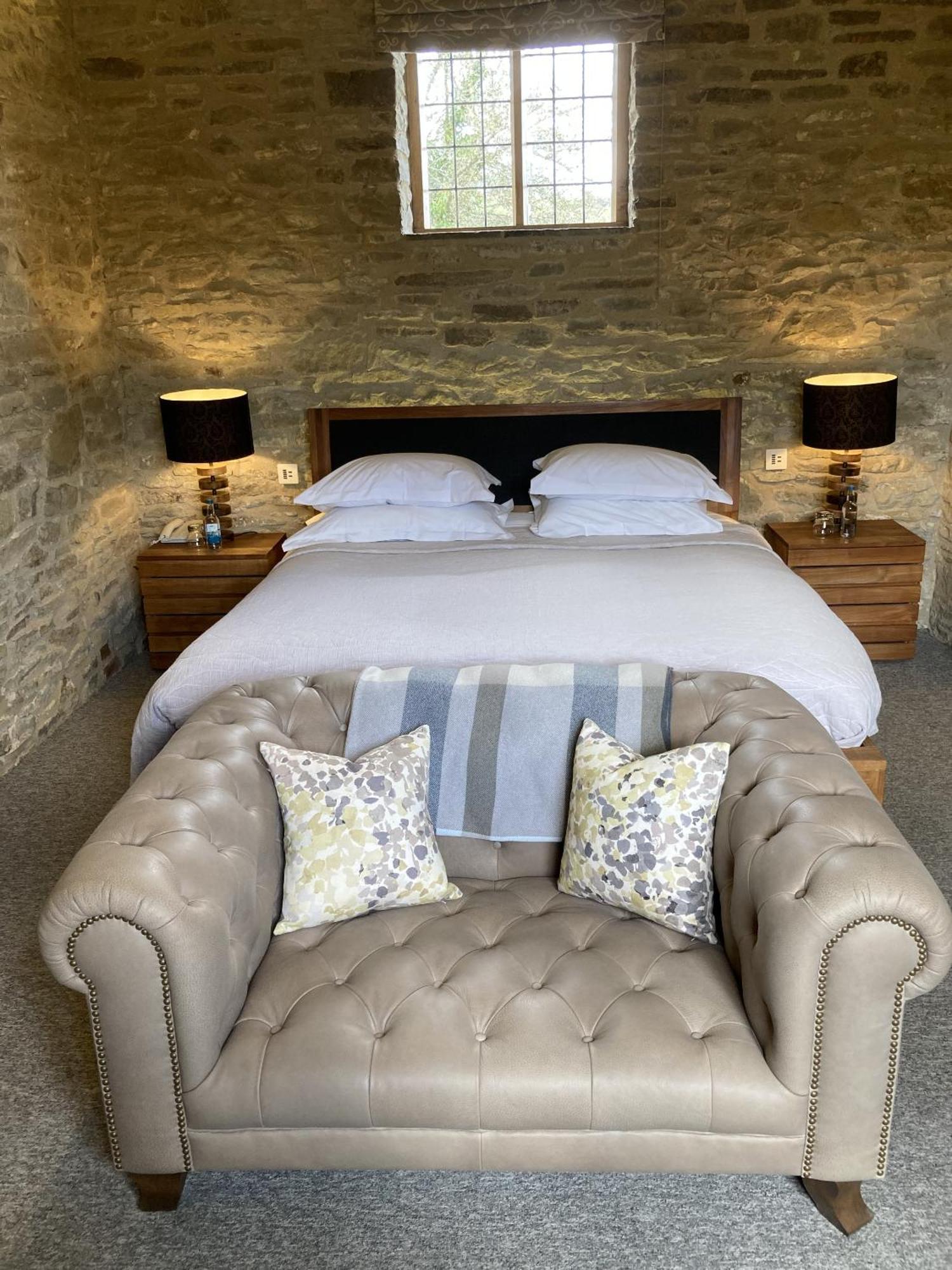 Old Downton Lodge Ludlow Δωμάτιο φωτογραφία