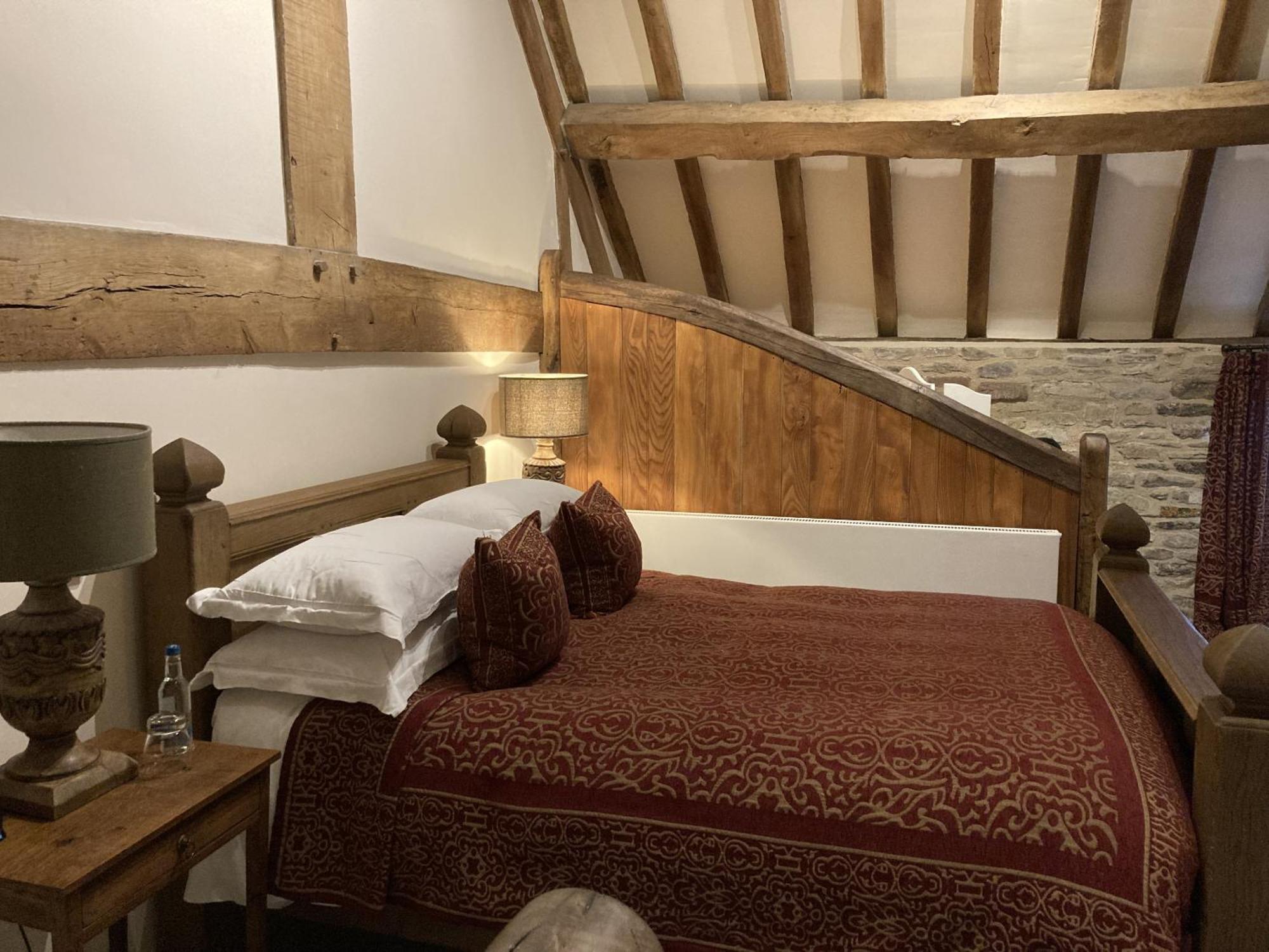 Old Downton Lodge Ludlow Δωμάτιο φωτογραφία