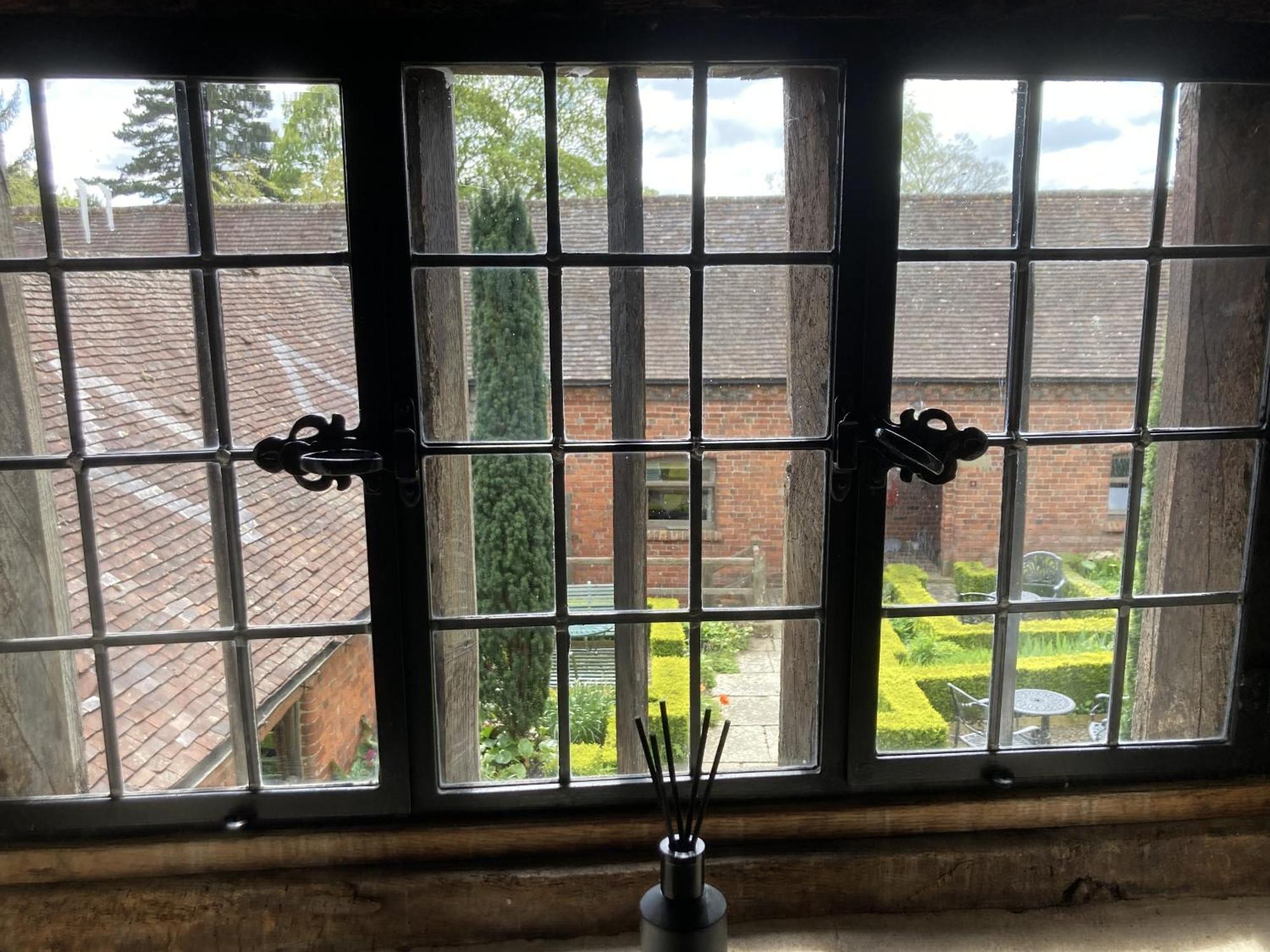 Old Downton Lodge Ludlow Δωμάτιο φωτογραφία