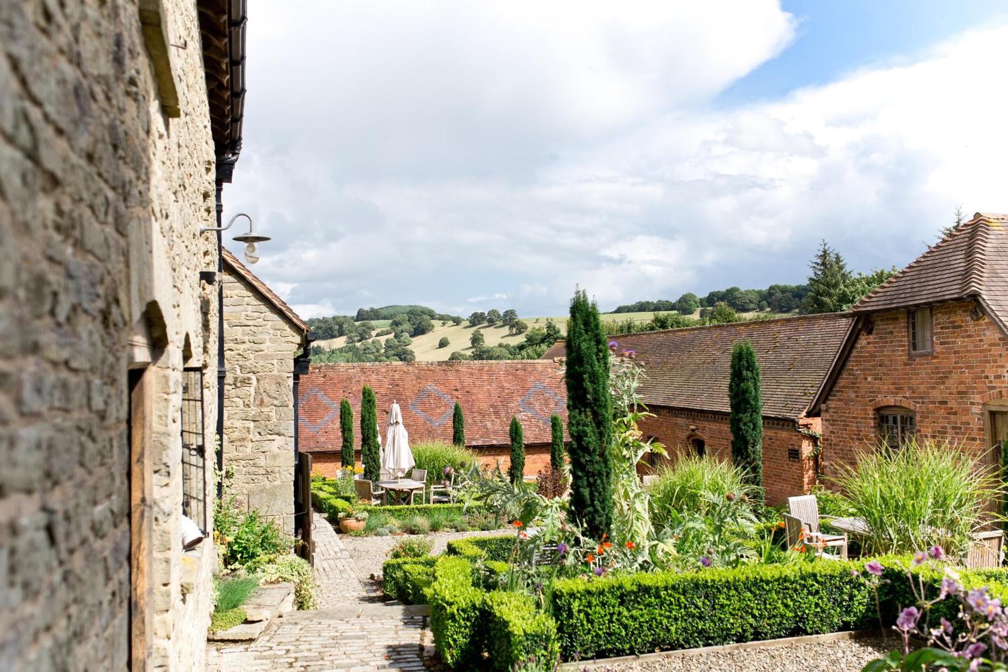 Old Downton Lodge Ludlow Εξωτερικό φωτογραφία